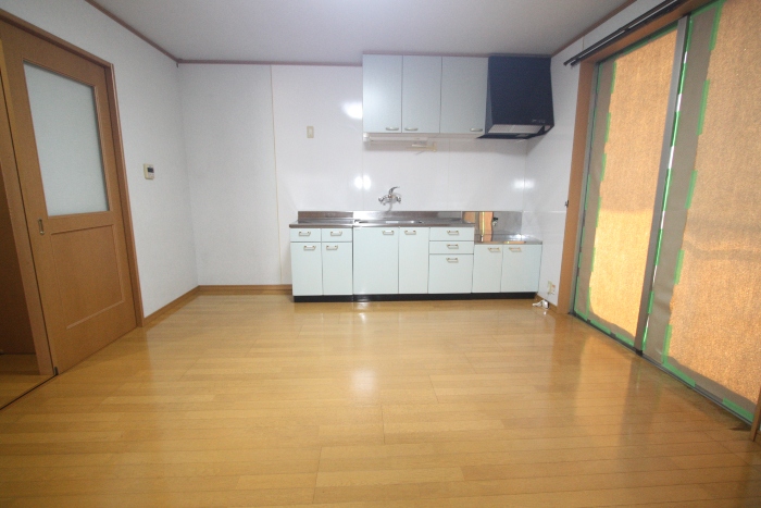 レジデンス・サニー 201号」 熊本県人吉市願成寺町のアパート （2DK